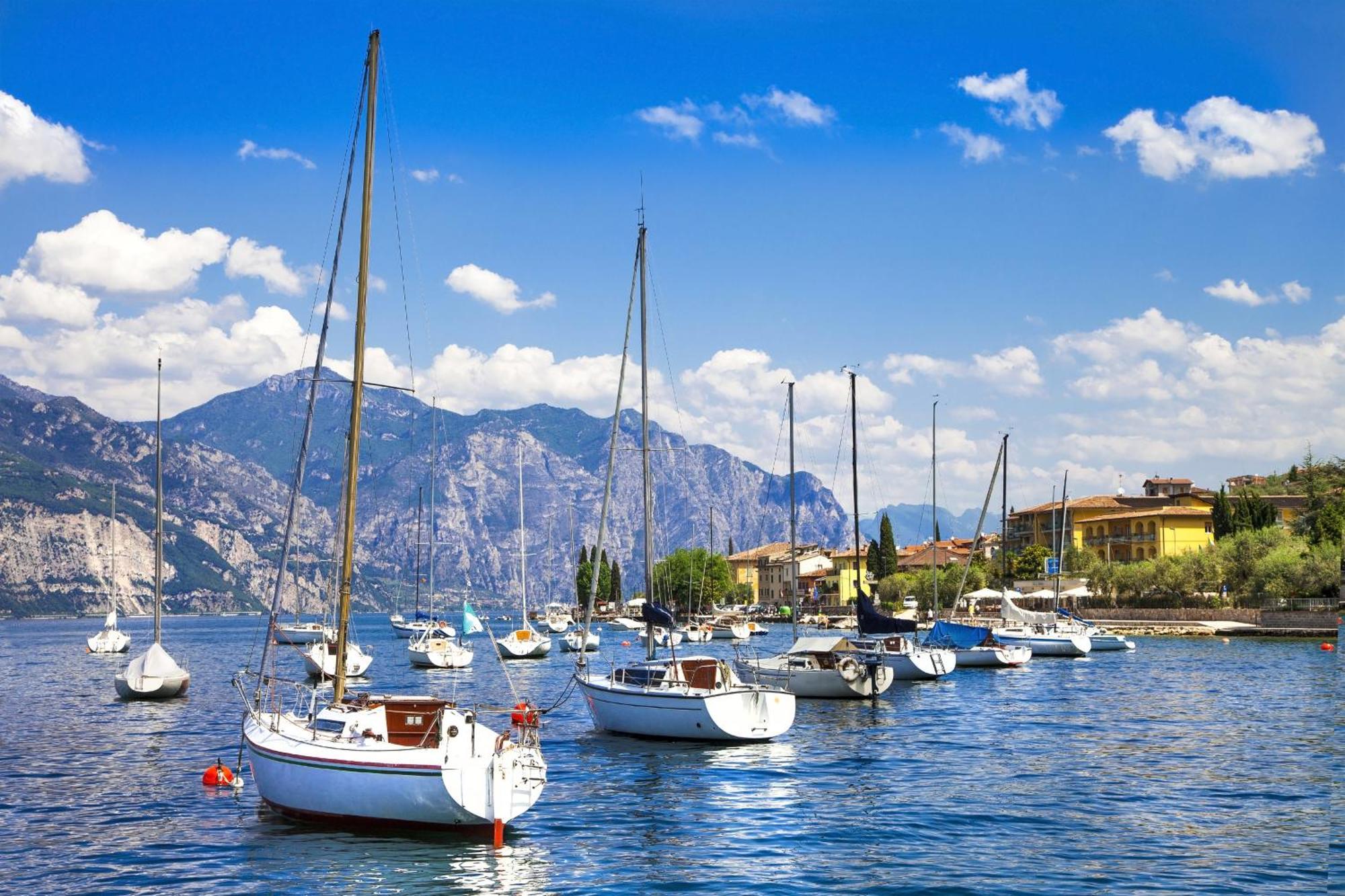 Residenza Rocca Del Lago 2 - Happy Rentals Riva del Garda Buitenkant foto